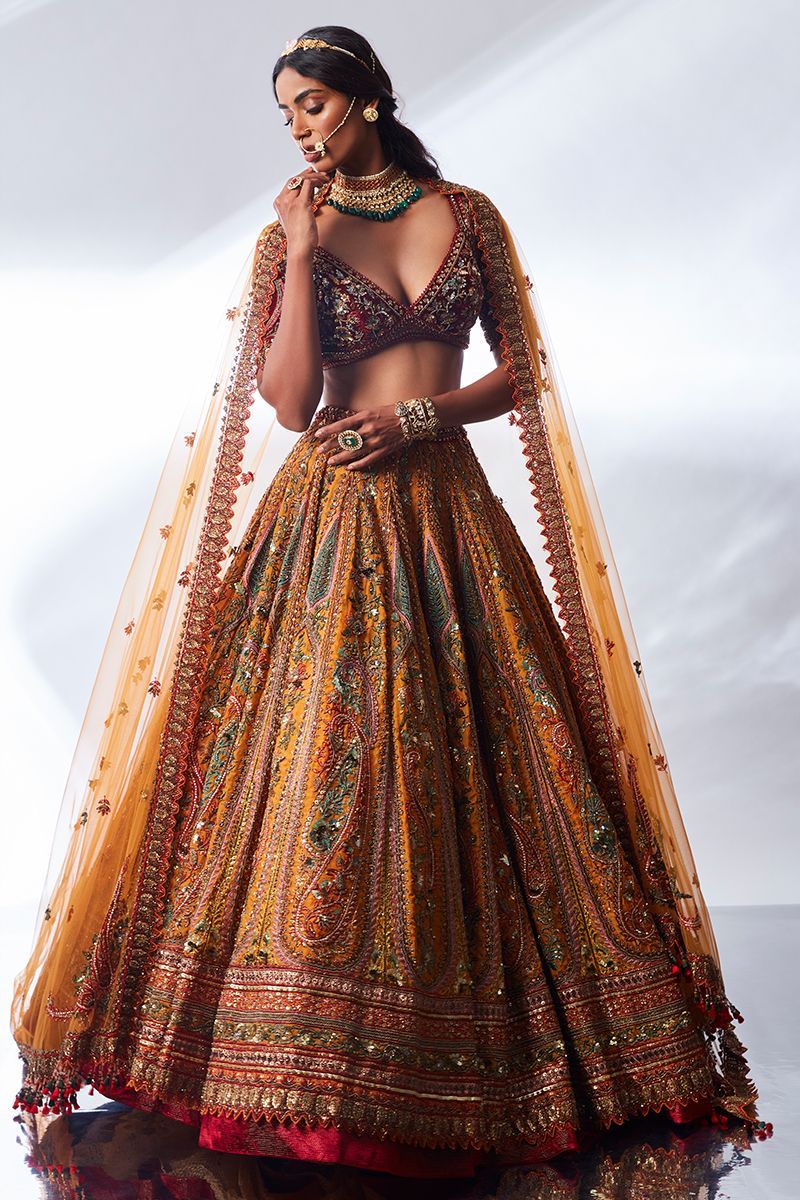 Bridal lehenga designs to be bookmarked for the year 2022 - SetMyWed