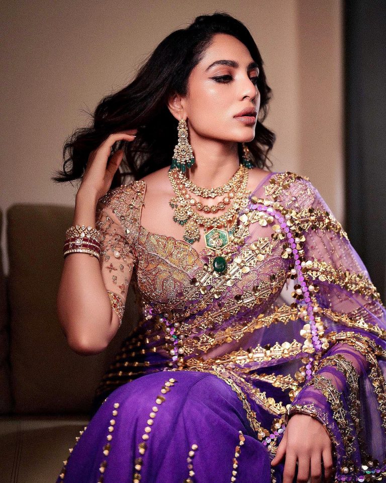 Sobhita Dhulipala Was The Chicest Bridesmaid - ShaadiWish