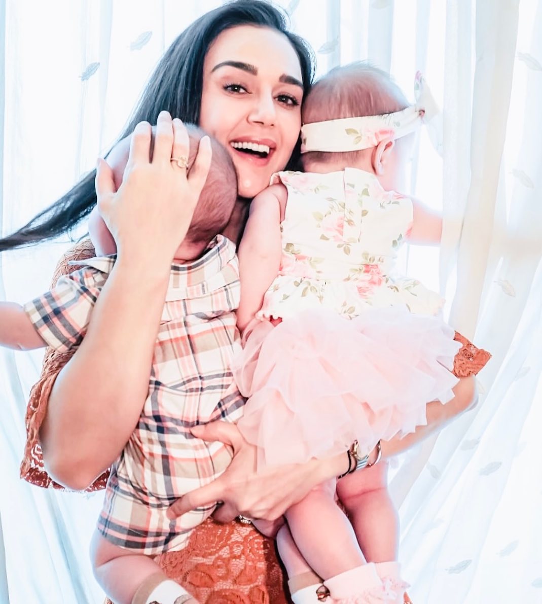 Mother’s Day Special: 10 Celeb Moms Who Embraced Motherhood At 40