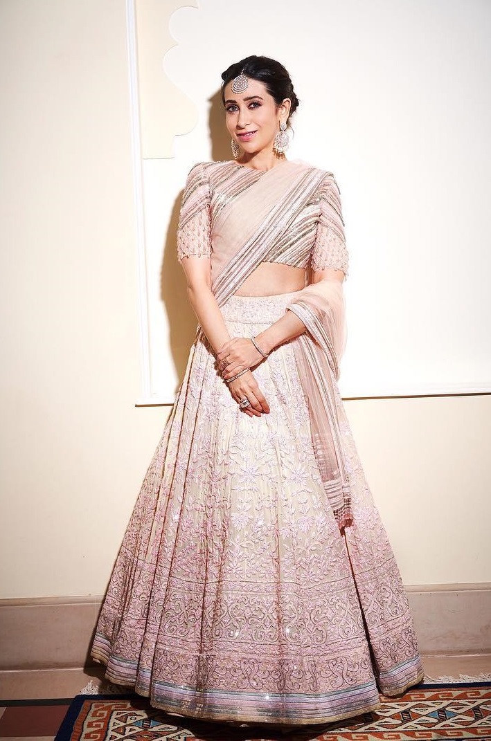 White Georgette Karisma Kapoor Bollywood Star Replica Salwar Kameez  SMDS0WWW | lupon.gov.ph