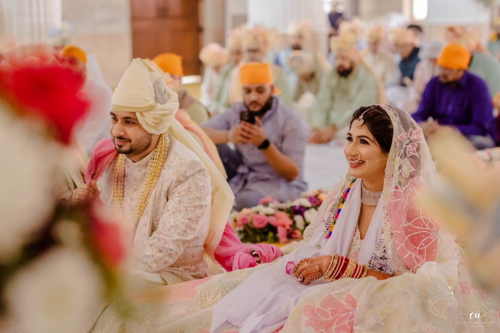 Komal & Vijay’s Wedding Celebration & Anand Karaj Was A Dreamy Affair!