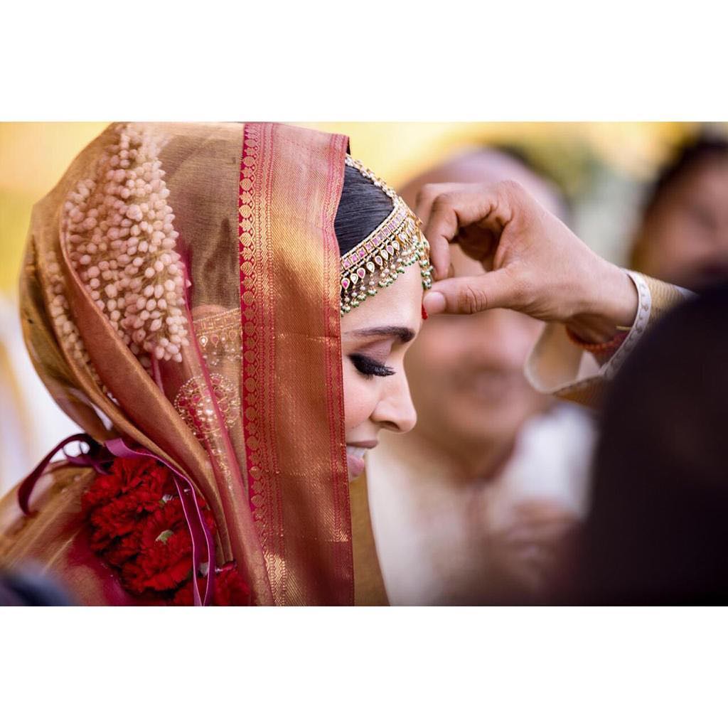 Deepika Padukone Ranveer Singh Wedding Pics