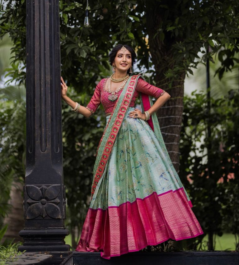 Stylish Diwali Fashion With Sustainable Choices - ShaadiWish