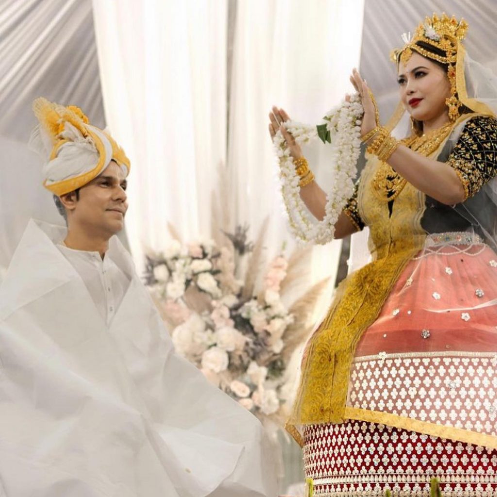 Randeep Hooda & Lin Laishram Share Pictures From Their Manipuri Meitei Wedding