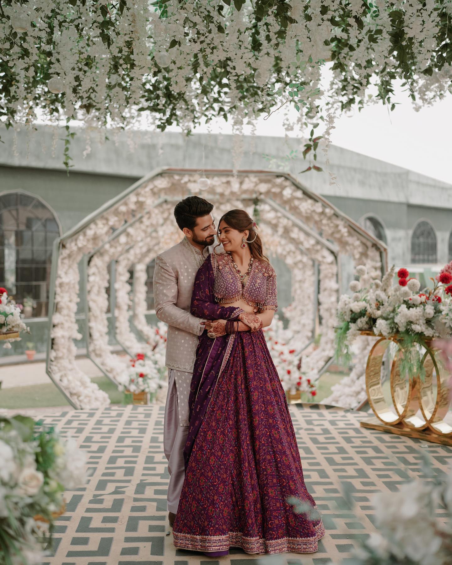 Amazing Color Combination That 2024 Brides And Grooms Should Totally   7. Aubergine With Grey Is A Head Turning Color Combination For 2024 Safarsaga Films By Naina Nanda 