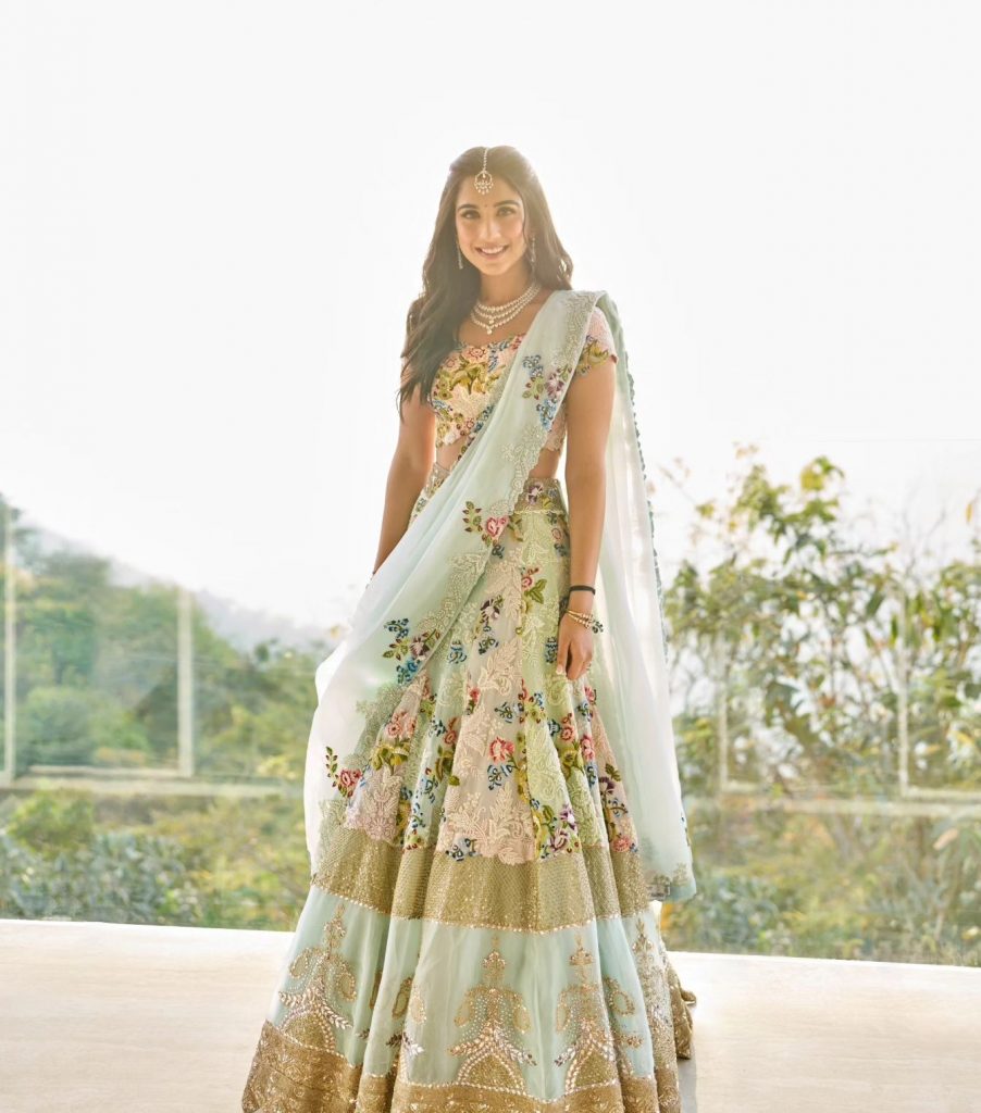 Kiara Advani's metallic Anamika Khanna look is a lesson in styling