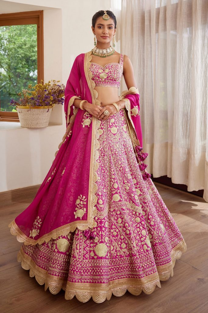 Shop For Trendy Bridal Lehengas Under INR 1 Lakh!