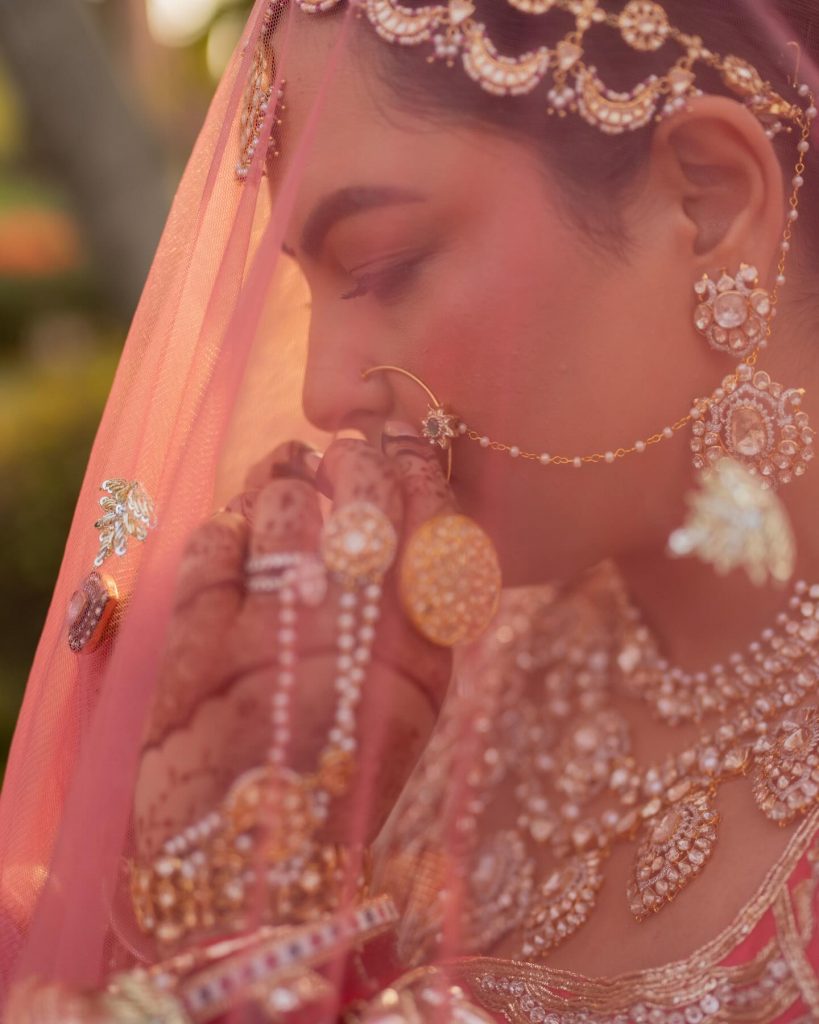 Sneak Peek At Influencer Sakshi Sindwani’s Bridal Looks That Broke The Internet