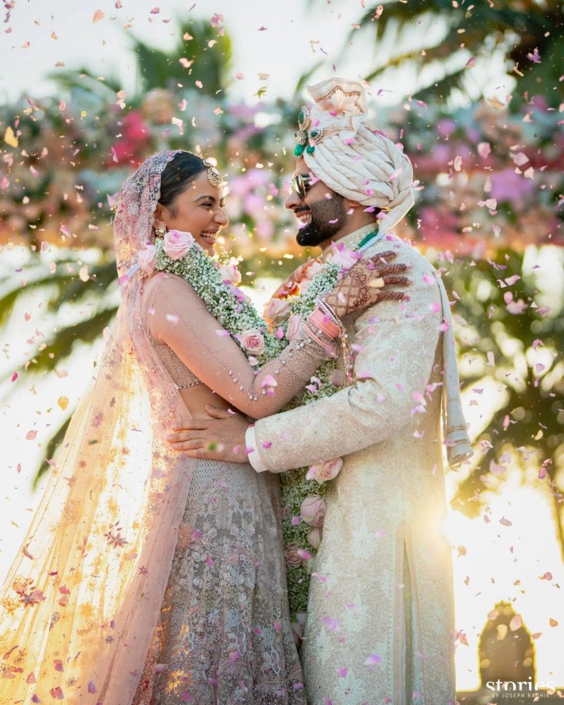 Rakul Preet & Jackky Bhagnani’s Sundowner Goa Wedding Pictures Are Out