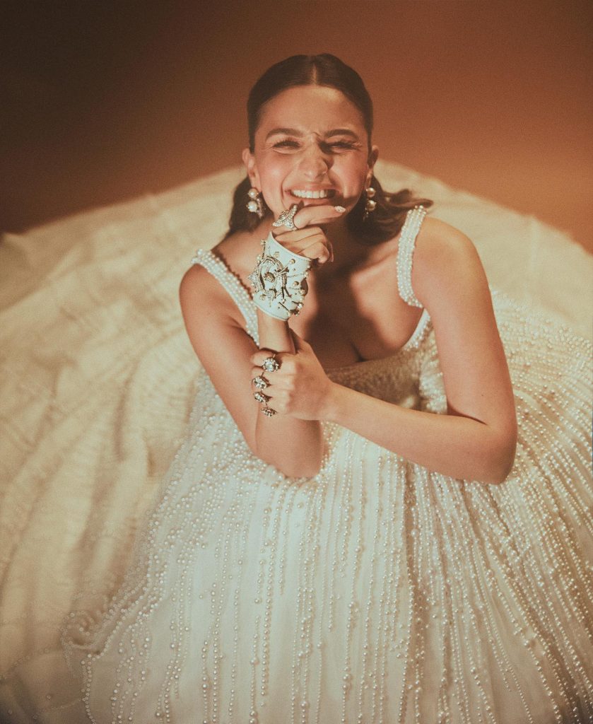 Alia Bhatt Inspired Hairstyles For Bridesmaids To Recreate This Wedding Season