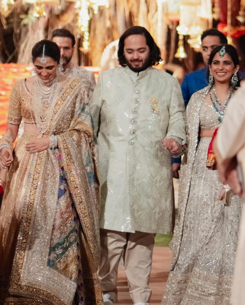 Radhika Merchant Walked Down The Aisle On Day 3 Of Pre-Wedding In Jamnagar