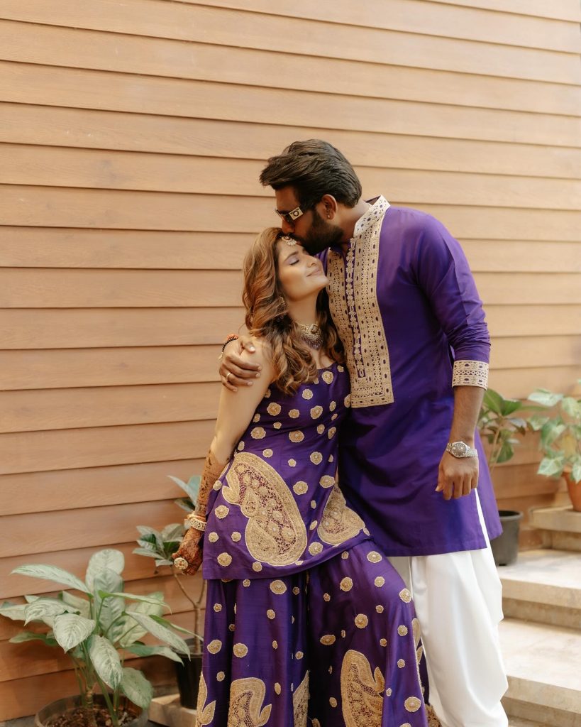 TV Actress Arti Singh Marries Businessman Dipak Chauhan; Check Out All The Pics