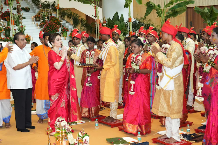 The Ambani Ladies Dazzled In Regal Ethnic Wear For The Mass Wedding