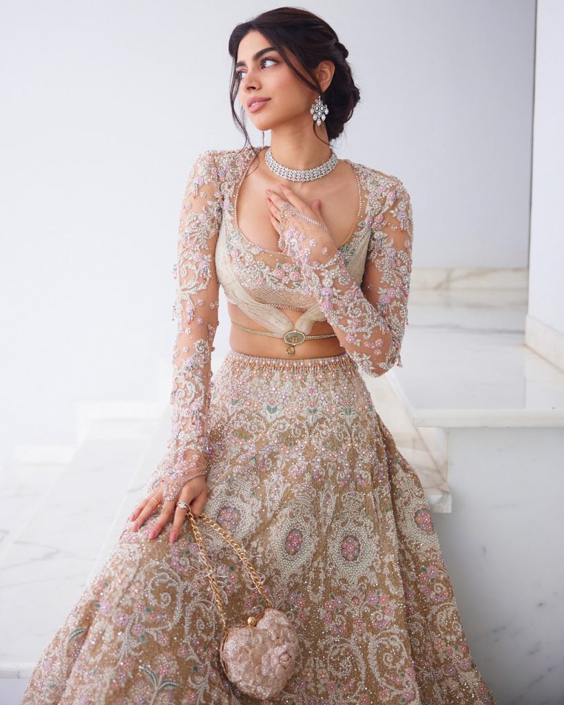 Bollywood Divas Who Made Fabulous Style Statement At Ambani Wedding
