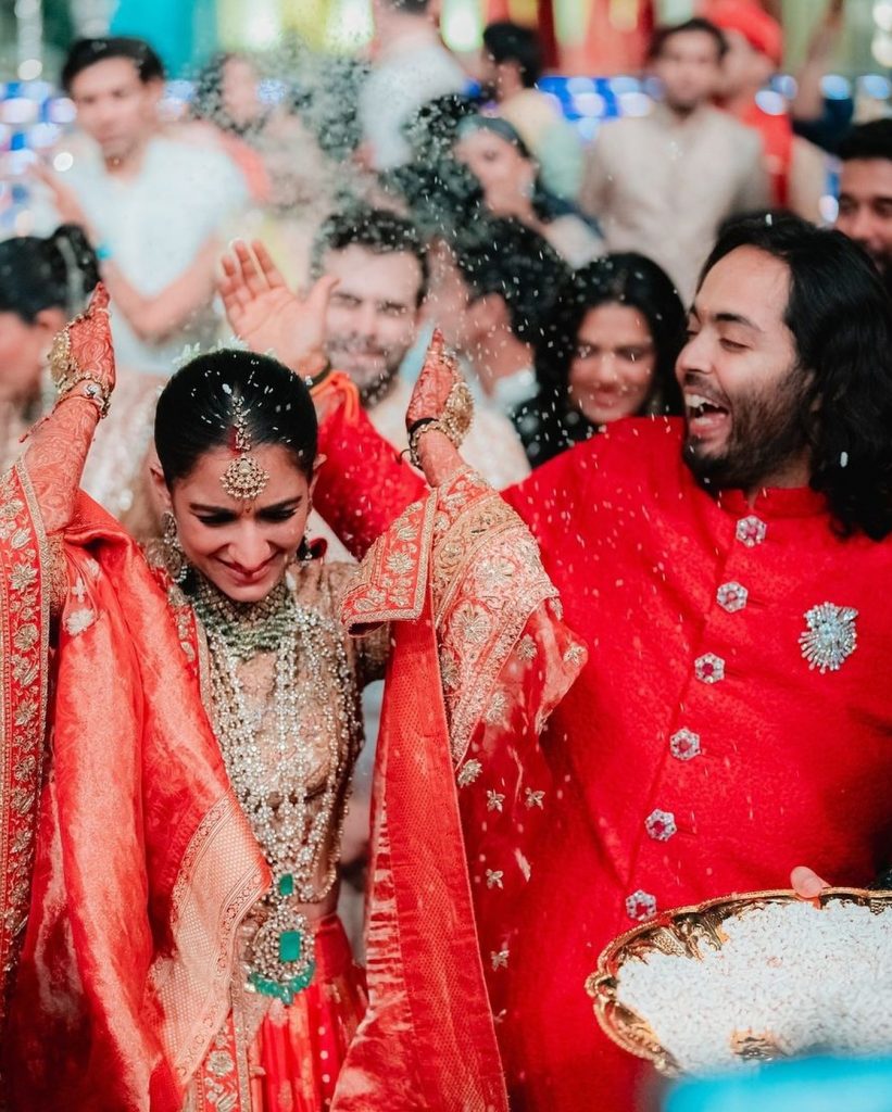 JUST IN: Unseen Ambani Wedding Pictures!