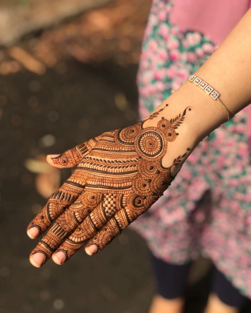 65+ Trending Mehendi Designs For Festive Season 2024