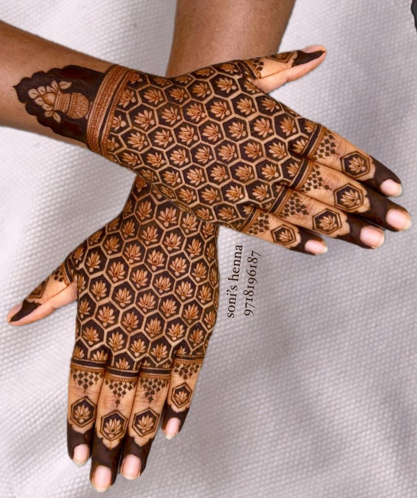 65+ Trending Mehendi Designs For Festive Season 2024