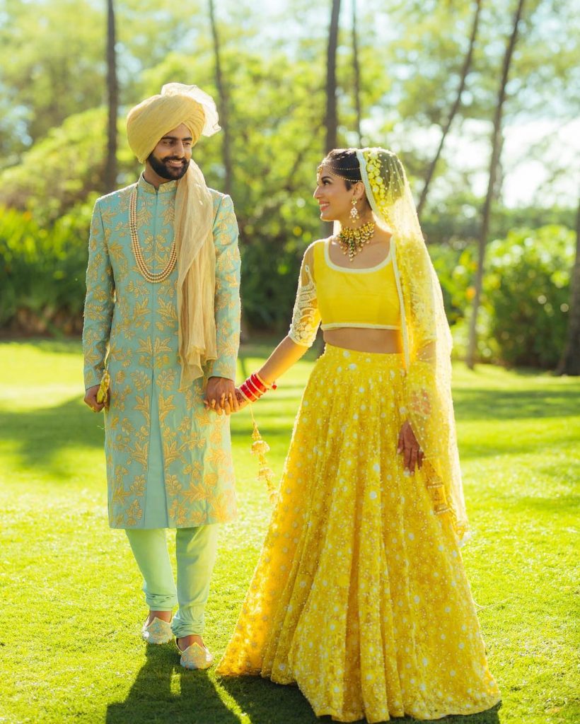 Unique & Fun Ways To Use Yellow In Your Wedding To Make It Festive