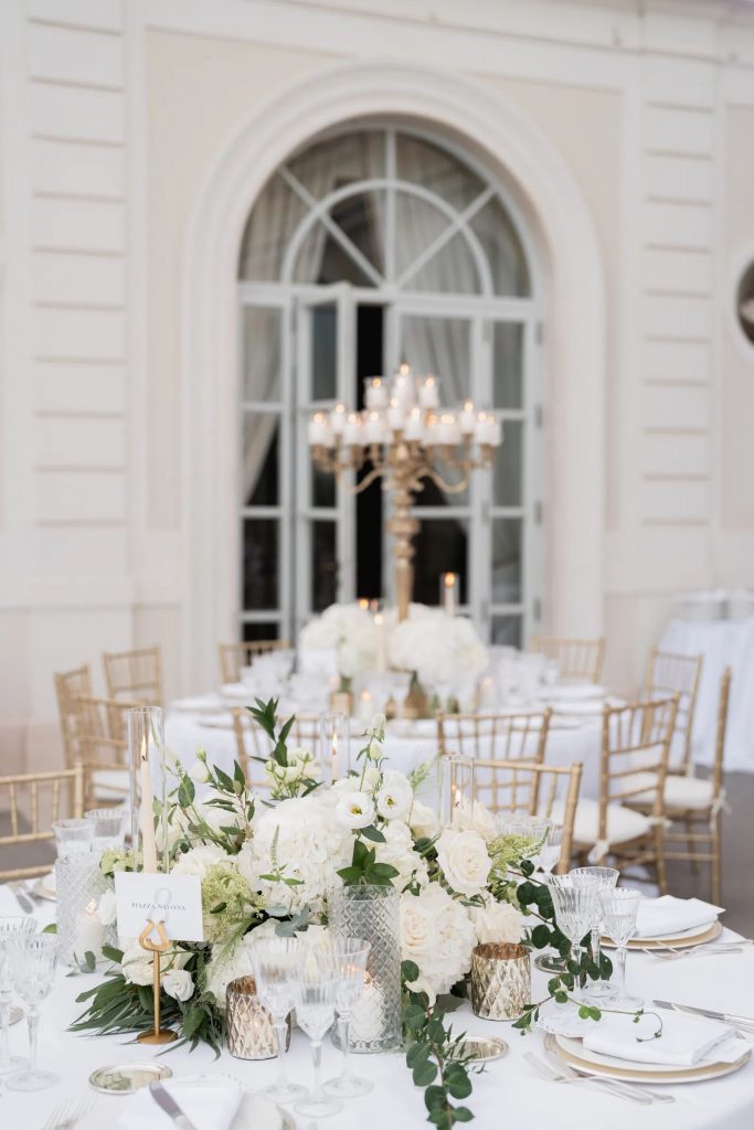 Add Pristine White To Your Wedding A Touch Of Minimalistic Elegance