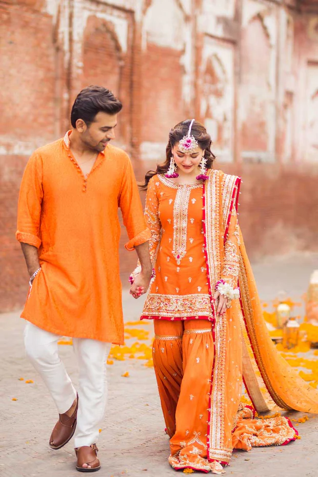 Easy Ways To Add Desi Touch To Your Wedding With Vivacious Orange Hue