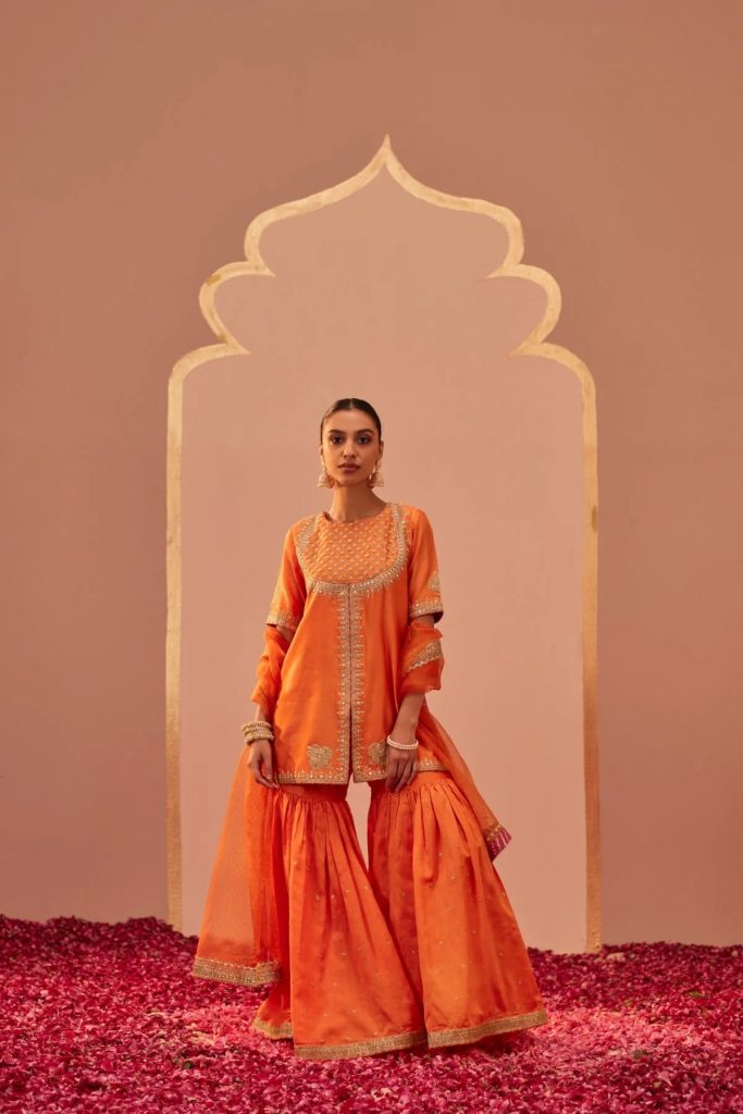 Easy Ways To Add Desi Touch To Your Wedding With Vivacious Orange Hue