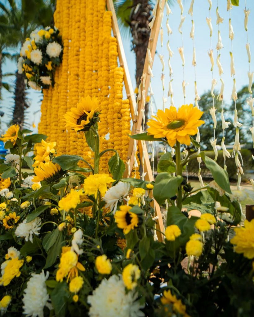 Unique & Fun Ways To Use Yellow In Your Wedding To Make It Festive