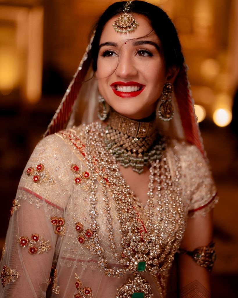 ShaadiWish Recommendations: Makeup Essentials For A Demure Karvachauth Look From Nykaa