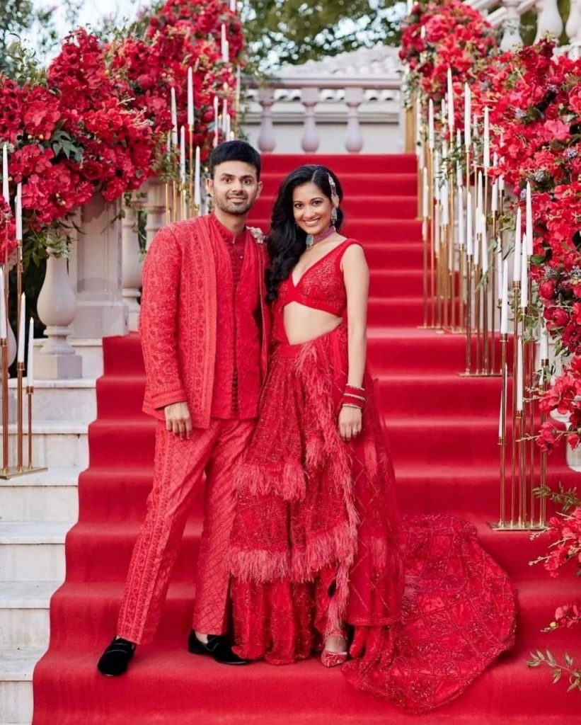 Let The Traditional Red Take Over Your Wedding In Most Amazing Ways!