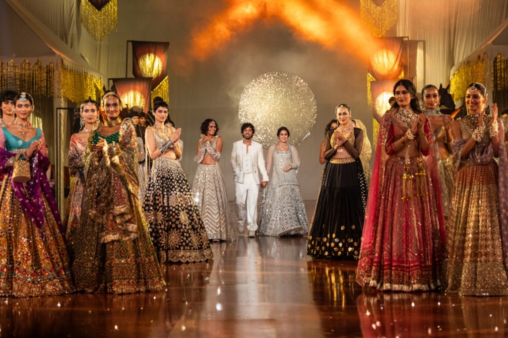 Abhinav Mishra Unveils Annual Couture Runway Showcase - The Man In The Mirror