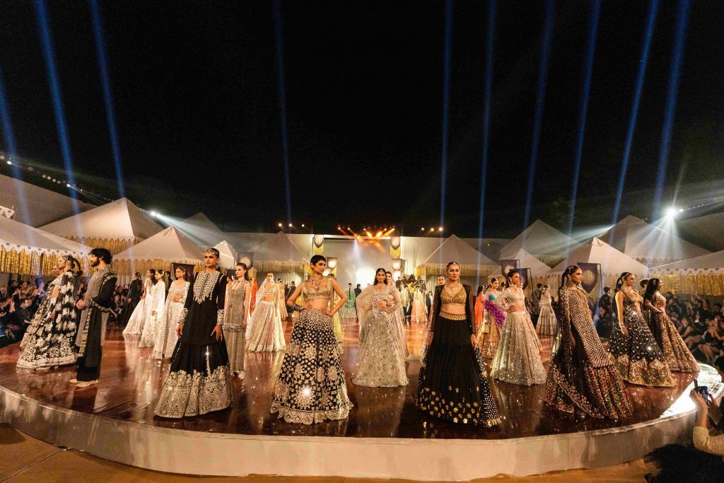 Abhinav Mishra Unveils Annual Couture Runway Showcase - The Man In The Mirror