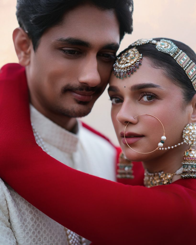 Aditi Rao Hydari & Siddharth Drop New Wedding Pictures; Dazzle In Sabyasachi Couture