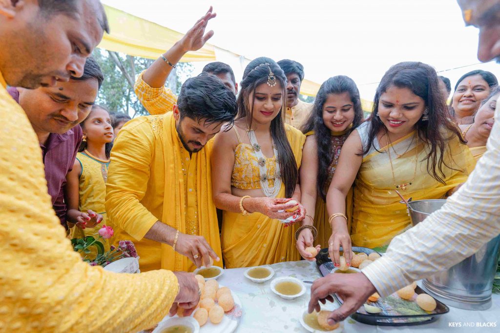 Anand & Sushmitha’s Kannadiga Wedding Was Straight Out Of A Movie!