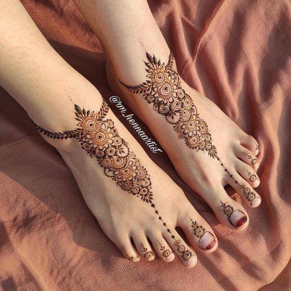 85+ Delicate & Simple Feet Mehndi Designs To Save Right Away!