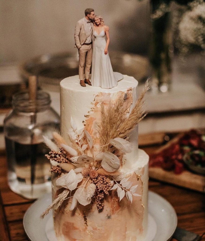 Latest Wedding Cake Trends We Can’t Stop Obsessing Over!