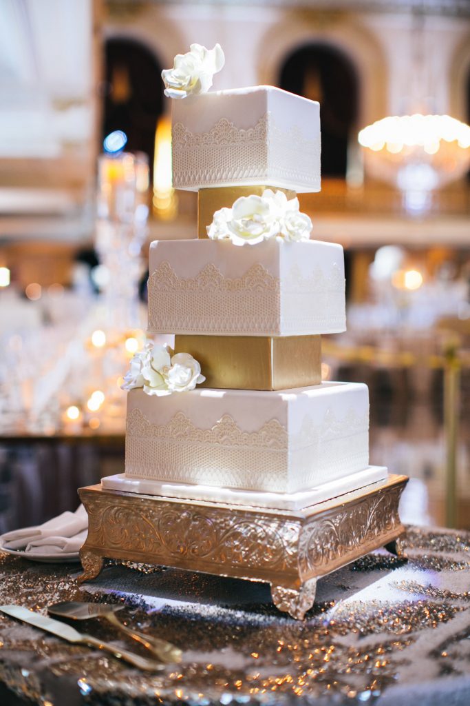 Latest Wedding Cake Trends We Can’t Stop Obsessing Over!