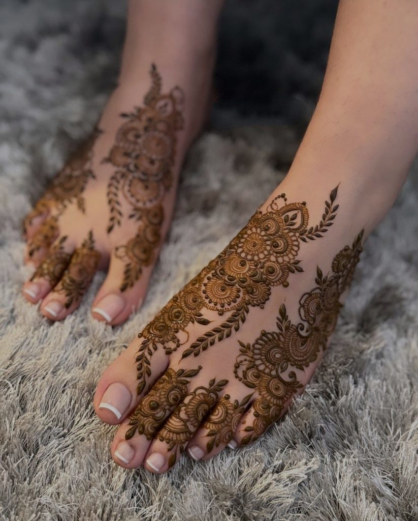 85+ Delicate & Simple Feet Mehndi Designs To Save Right Away!