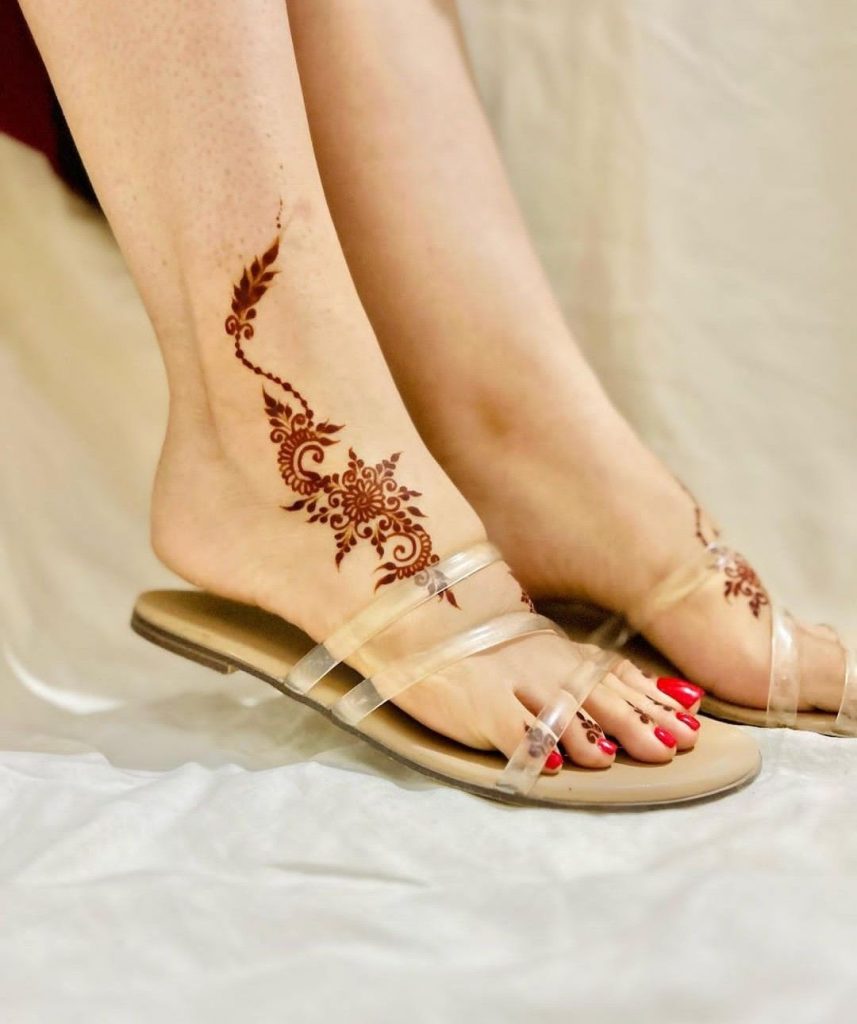 85+ Delicate & Simple Feet Mehndi Designs To Save Right Away!