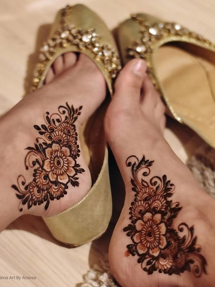 85+ Delicate & Simple Feet Mehndi Designs To Save Right Away!