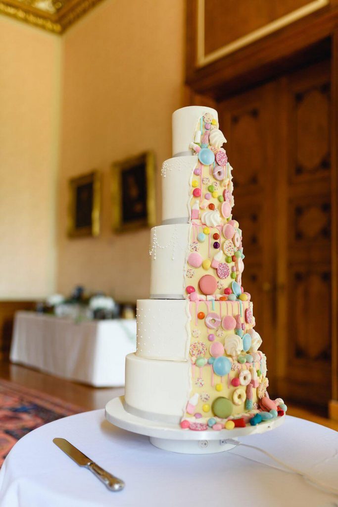 Latest Wedding Cake Trends We Can’t Stop Obsessing Over!