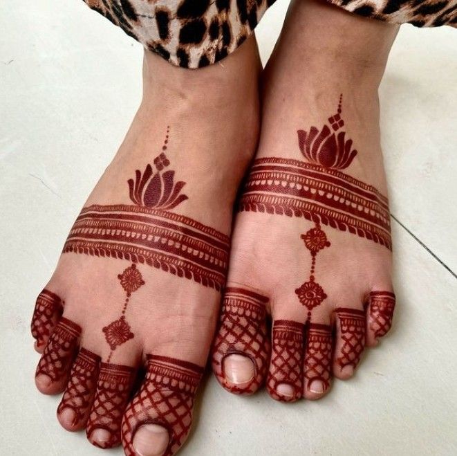 85+ Delicate & Simple Feet Mehndi Designs To Save Right Away!