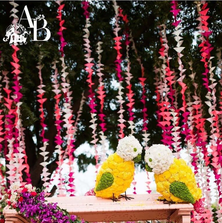 Top Wedding Decoration Ideas Using Flowers Creatively