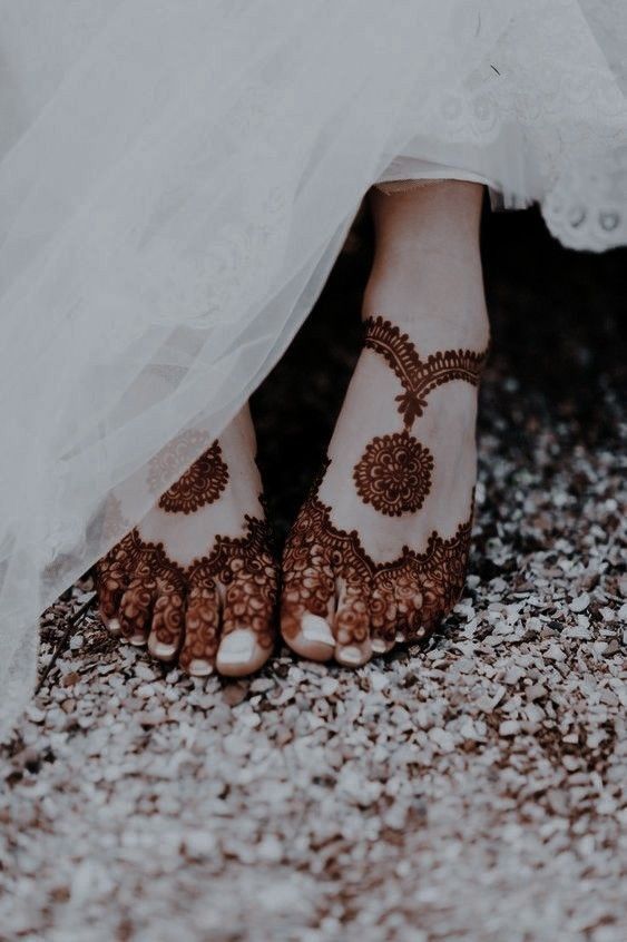 85+ Delicate & Simple Feet Mehndi Designs To Save Right Away!