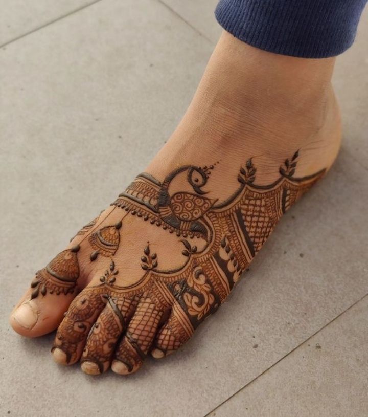 85+ Delicate & Simple Feet Mehndi Designs To Save Right Away!