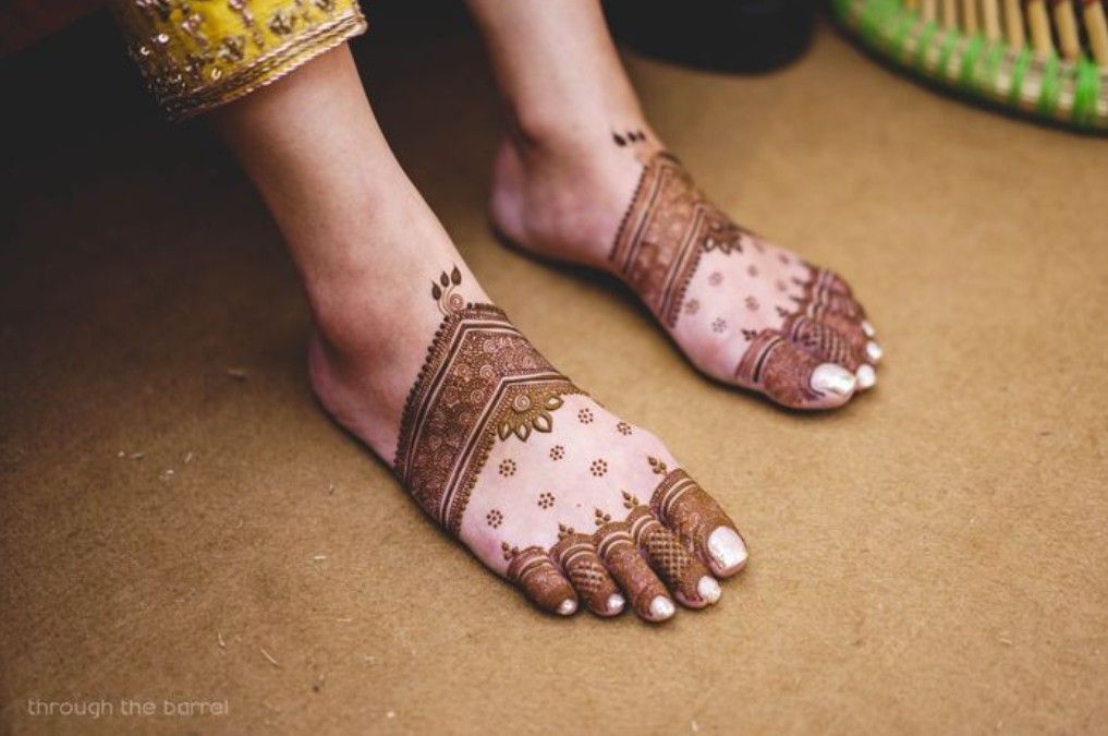 85+ Delicate & Simple Feet Mehndi Designs To Save Right Away!